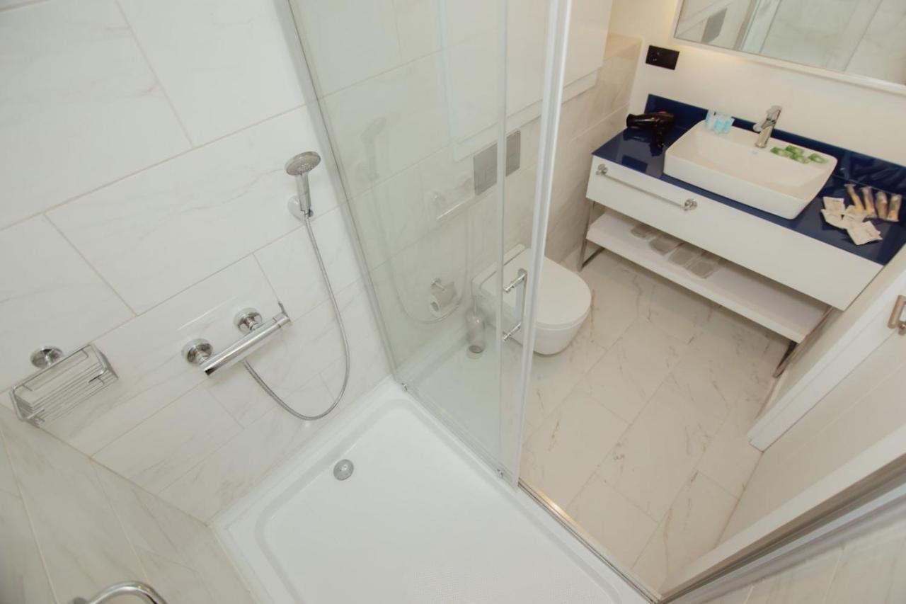 Apartamento Orbi City - A & С Batumi Exterior foto