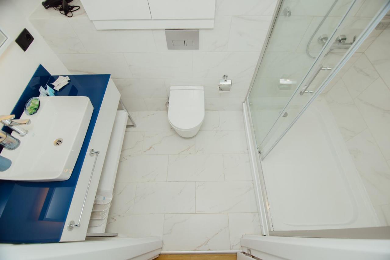 Apartamento Orbi City - A & С Batumi Habitación foto
